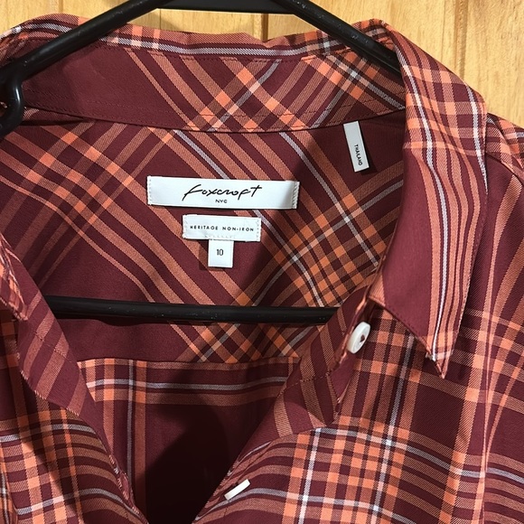 Foxcroft NYC Heritage Non Iron Button Down - Picture 3 of 5